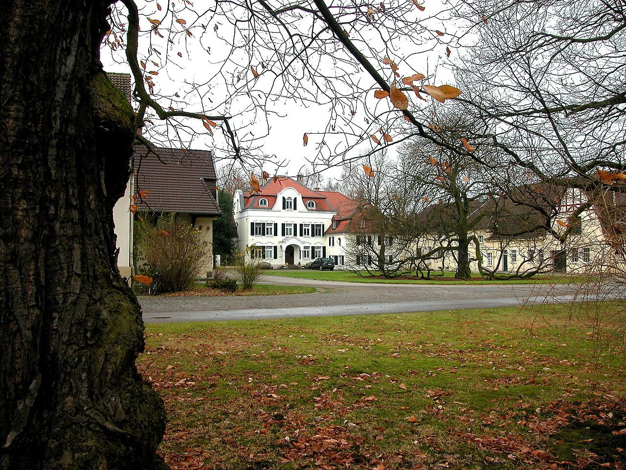 Lager- und Betriebsgebäude eines Agrarunternehmens